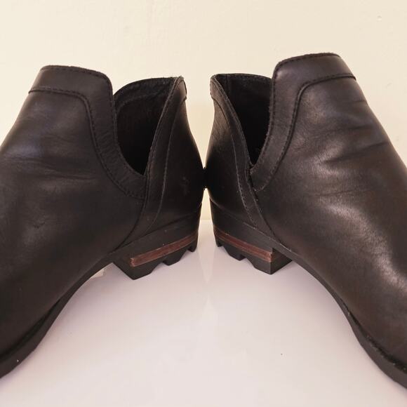 Sorel Lolla II Cut Out Bootie Black Leather Ankle Boots Women's Size 9.5 - Picture 8 of 10